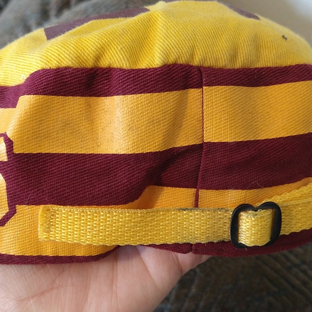 Vintage University of Minnesota Golden Gophers Cap - Picture 6 of 10